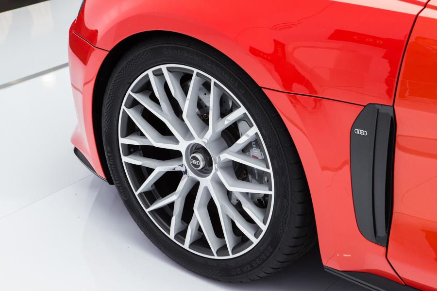 Колеса Audi Sport Quattro LaserLight Concept 2014 года  (фото 14 из 19)